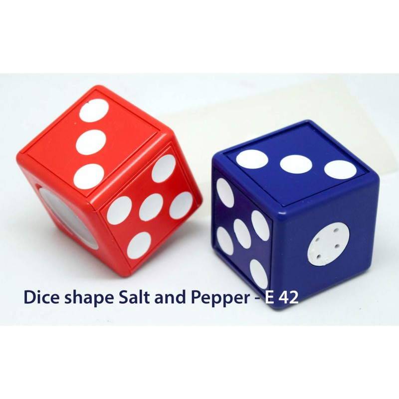 DICE SHAPE SALT & PEPPER